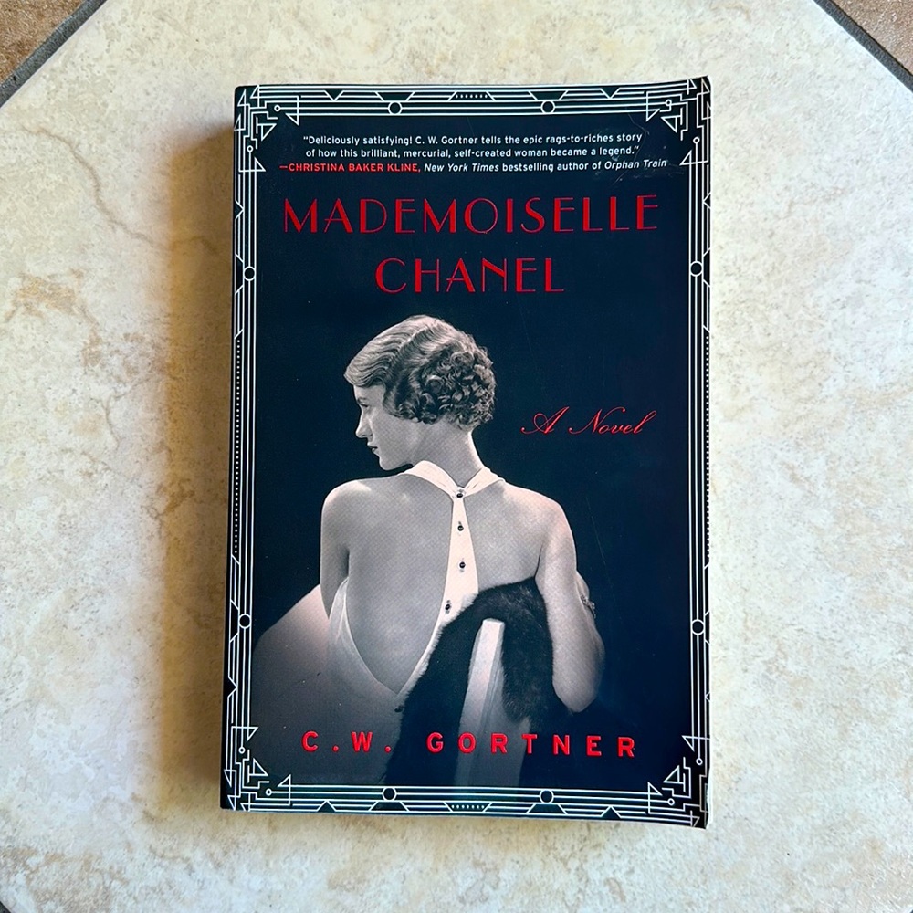 📚BUY 2 GET 1 FREE ALL BOOKS - Mademoiselle Chanel - A Novel by C.W. Gortner
